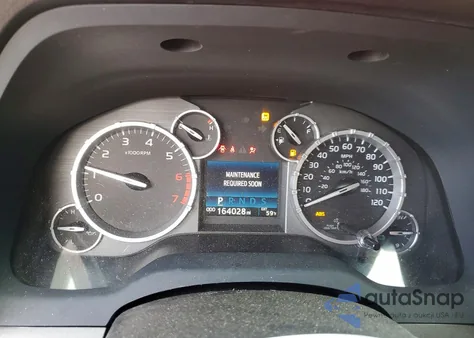 2016 Toyota Tundra Crewmax Sr5 z USA, uszkodzony, nr VIN 5TFDW5F16GX502249